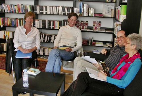 Members of the Lakelines Circle relaxing at BooksBooksBooks